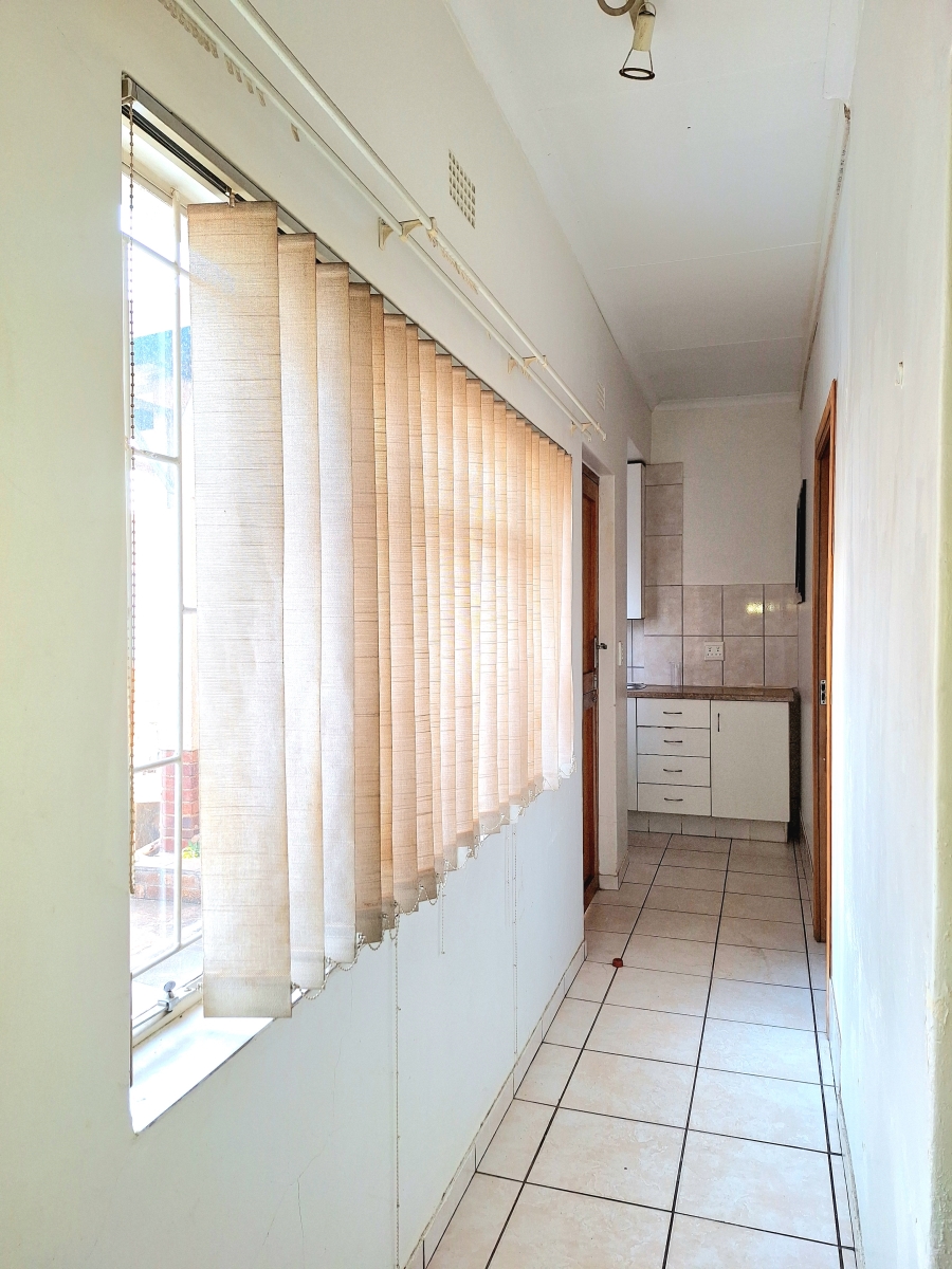 To Let 4 Bedroom Property for Rent in Sophiatown Gauteng