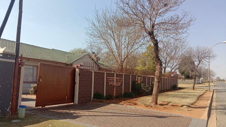 3 Bedroom Property for Sale in Leondale Gauteng