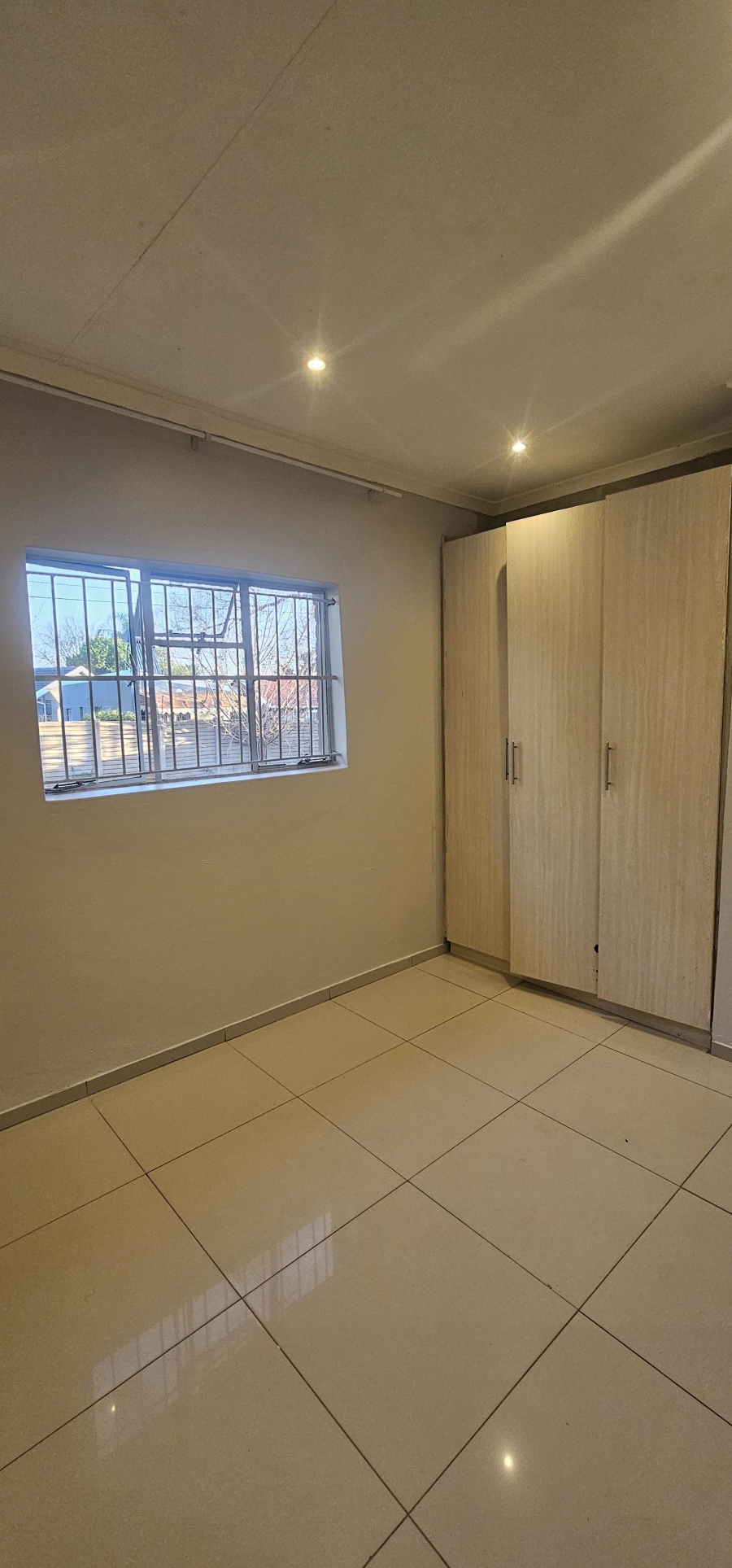 To Let 2 Bedroom Property for Rent in Erasmia Gauteng