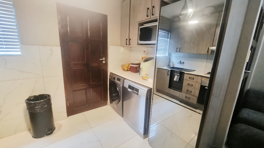 3 Bedroom Property for Sale in Noordwyk Gauteng