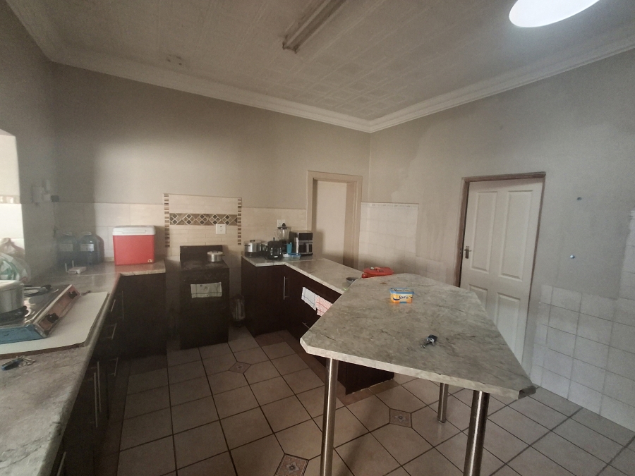 4 Bedroom Property for Sale in Kenilworth Gauteng