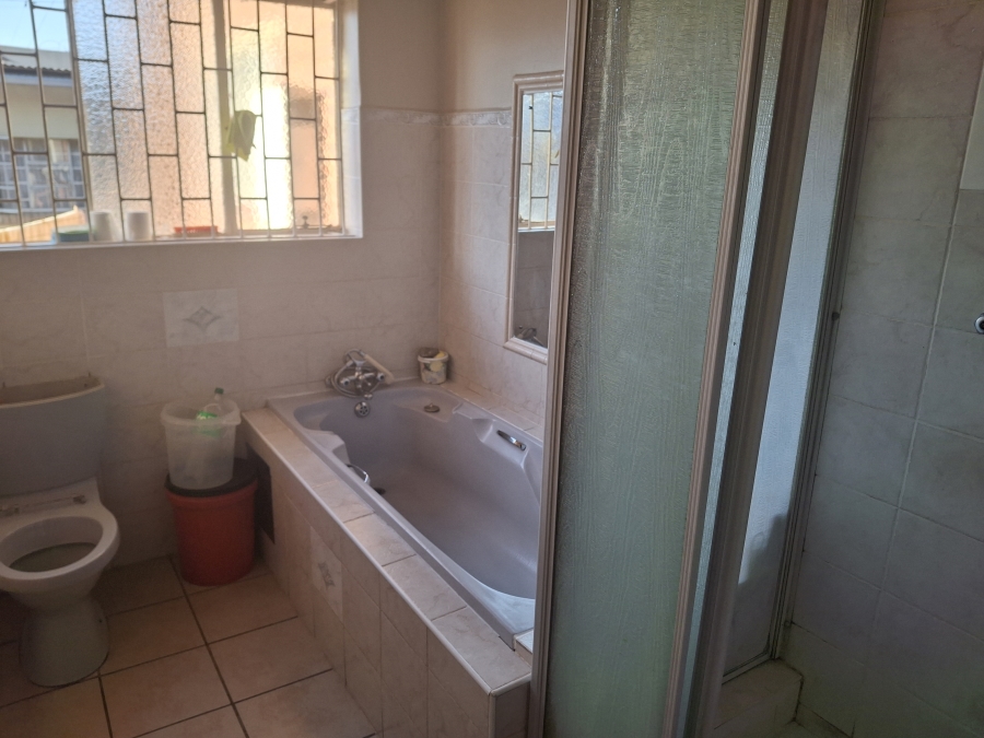 4 Bedroom Property for Sale in Kenilworth Gauteng