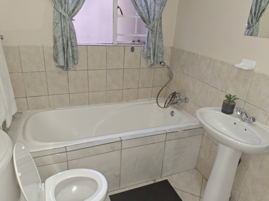 2 Bedroom Property for Sale in Rynfield Gauteng