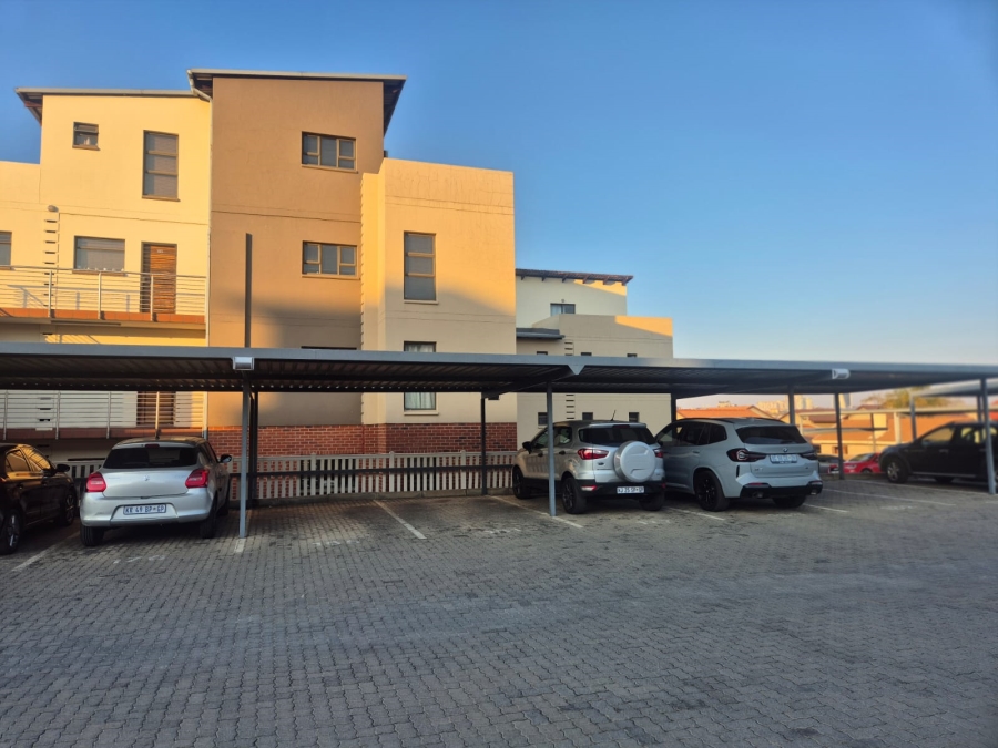 2 Bedroom Property for Sale in Barbeque Downs Gauteng
