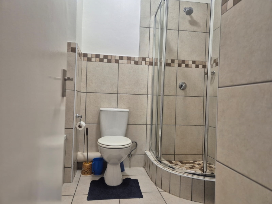 2 Bedroom Property for Sale in Barbeque Downs Gauteng