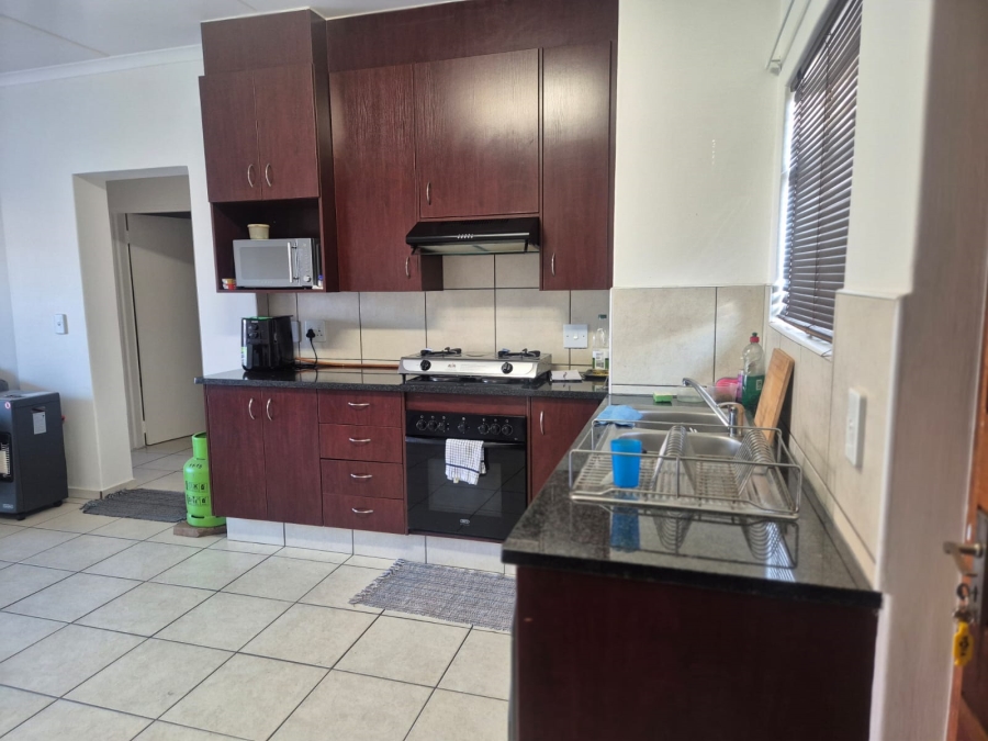 2 Bedroom Property for Sale in Barbeque Downs Gauteng