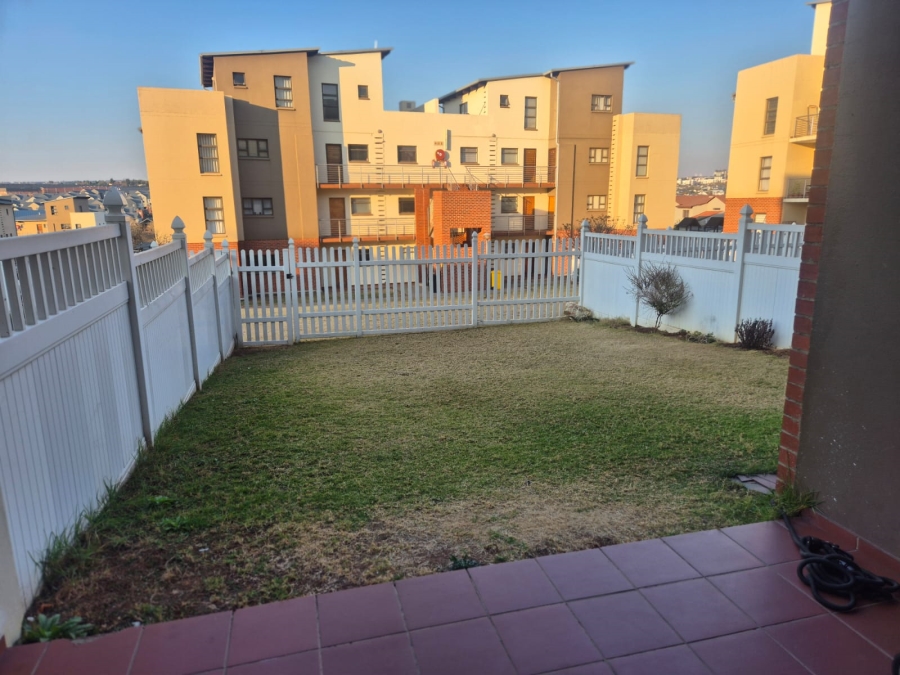 2 Bedroom Property for Sale in Barbeque Downs Gauteng