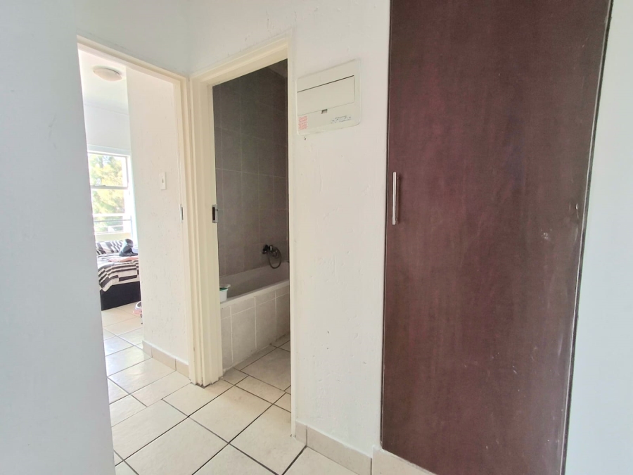 2 Bedroom Property for Sale in Buccleuch Gauteng