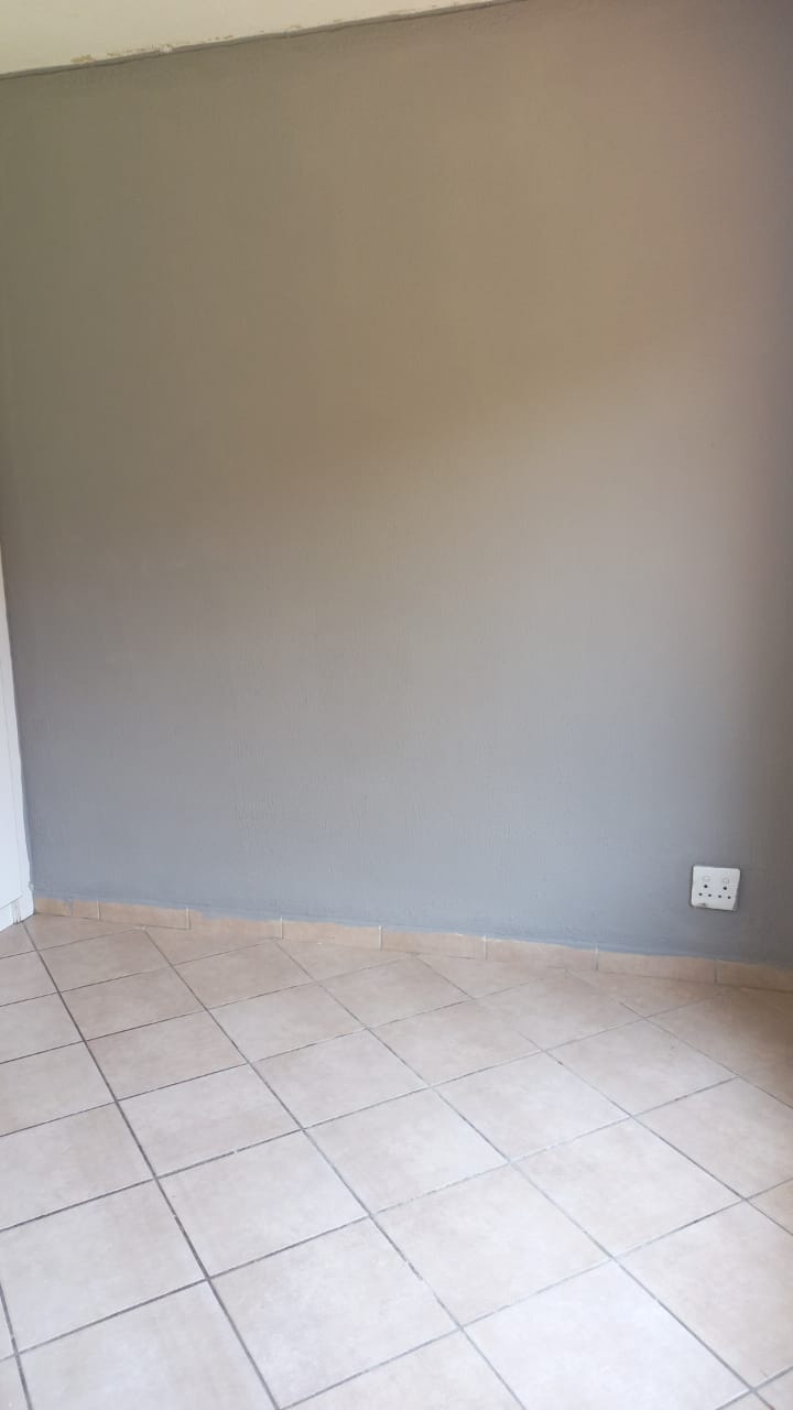 To Let 2 Bedroom Property for Rent in Krugersrus Gauteng