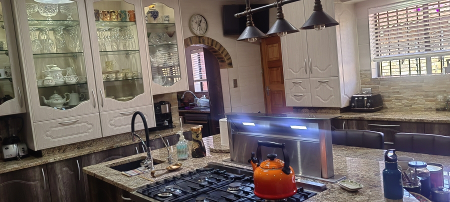 3 Bedroom Property for Sale in Bassonia Gauteng