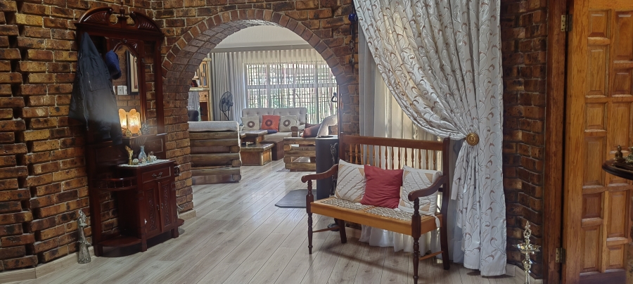 3 Bedroom Property for Sale in Bassonia Gauteng