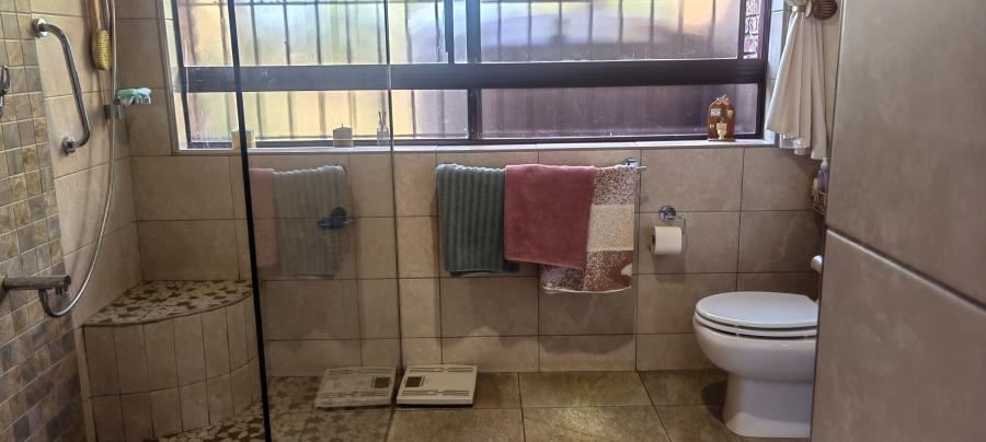 3 Bedroom Property for Sale in Bassonia Gauteng