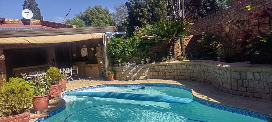 3 Bedroom Property for Sale in Bassonia Gauteng