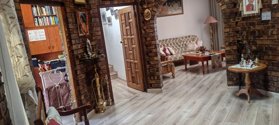 3 Bedroom Property for Sale in Bassonia Gauteng