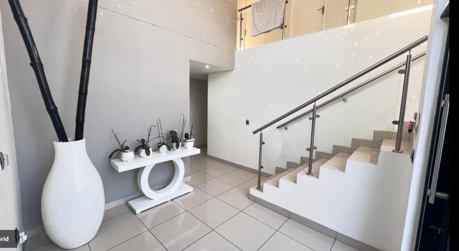 4 Bedroom Property for Sale in Ormonde Gauteng