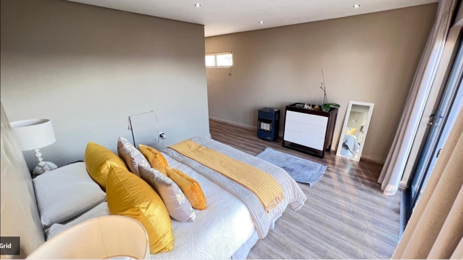 4 Bedroom Property for Sale in Ormonde Gauteng