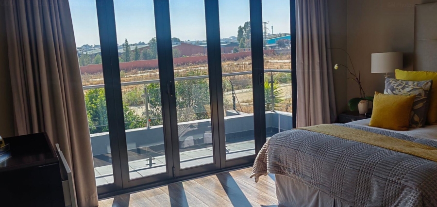 4 Bedroom Property for Sale in Ormonde Gauteng