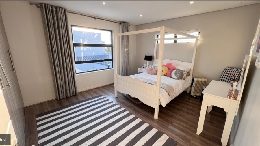 4 Bedroom Property for Sale in Ormonde Gauteng