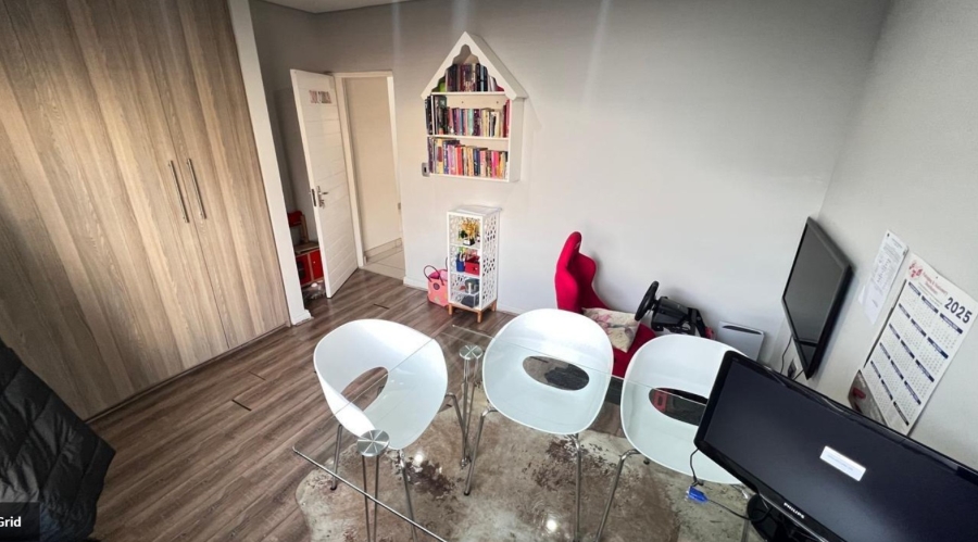 4 Bedroom Property for Sale in Ormonde Gauteng
