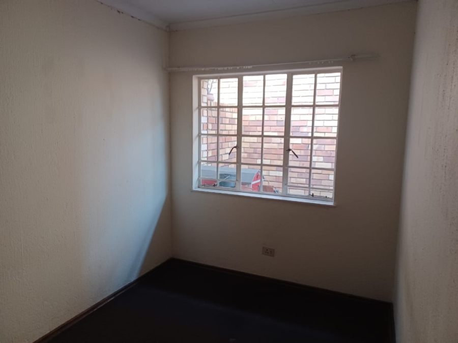 2 Bedroom Property for Sale in Croydon Gauteng