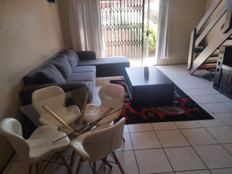 3 Bedroom Property for Sale in Wilgeheuwel Gauteng
