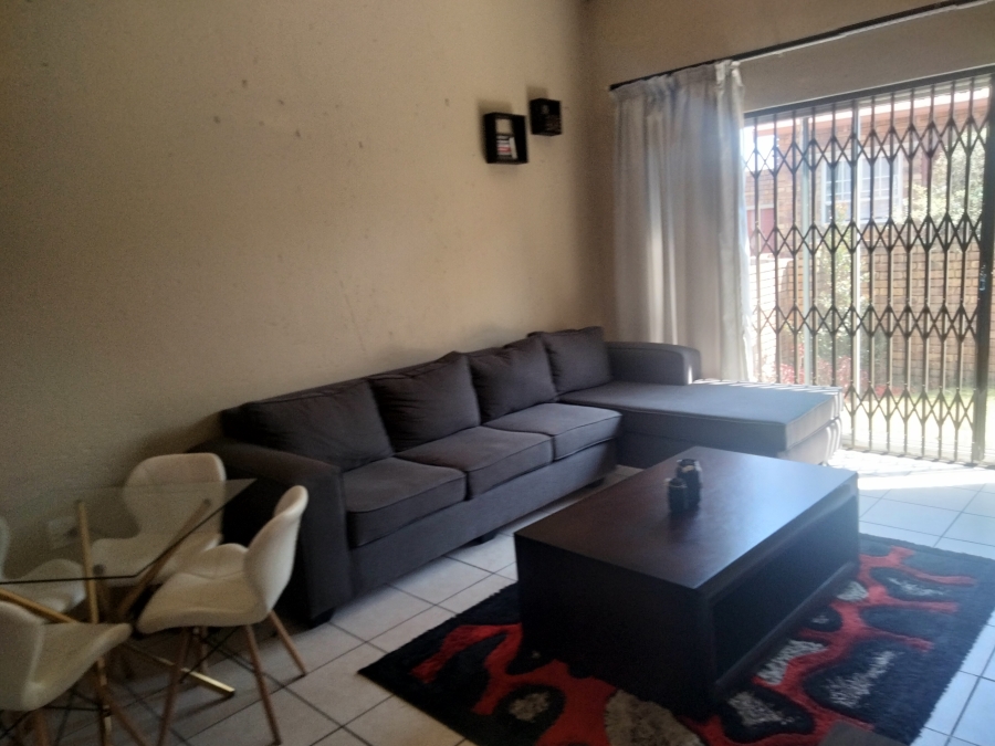 3 Bedroom Property for Sale in Wilgeheuwel Gauteng