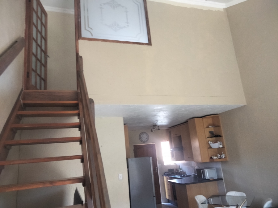 3 Bedroom Property for Sale in Wilgeheuwel Gauteng