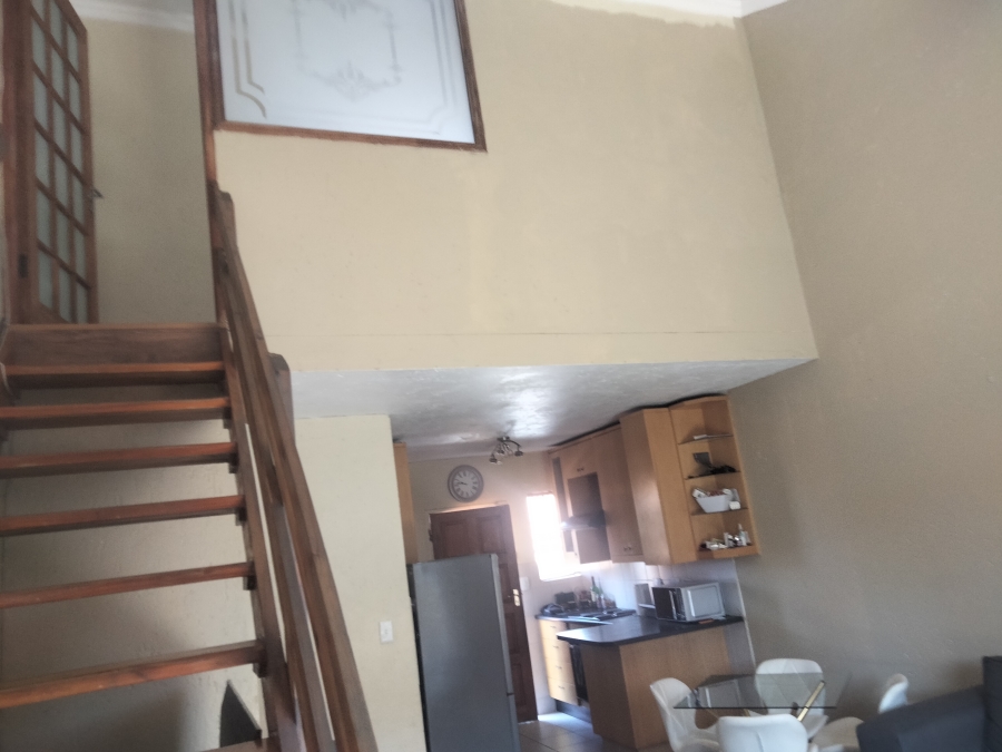 3 Bedroom Property for Sale in Wilgeheuwel Gauteng