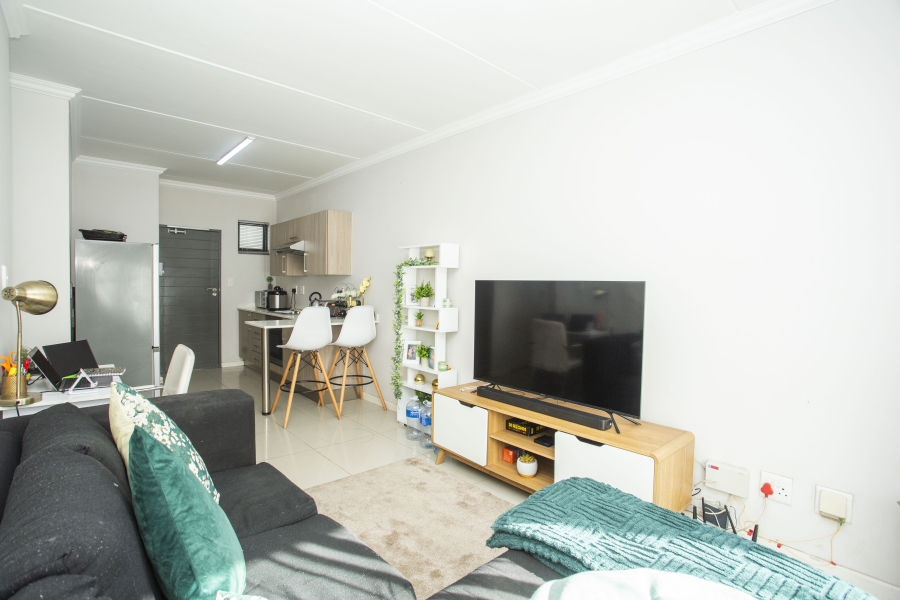 1 Bedroom Property for Sale in Halfway Gardens Gauteng