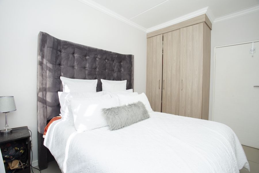 1 Bedroom Property for Sale in Halfway Gardens Gauteng