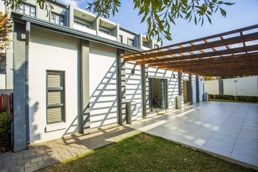 1 Bedroom Property for Sale in Halfway Gardens Gauteng