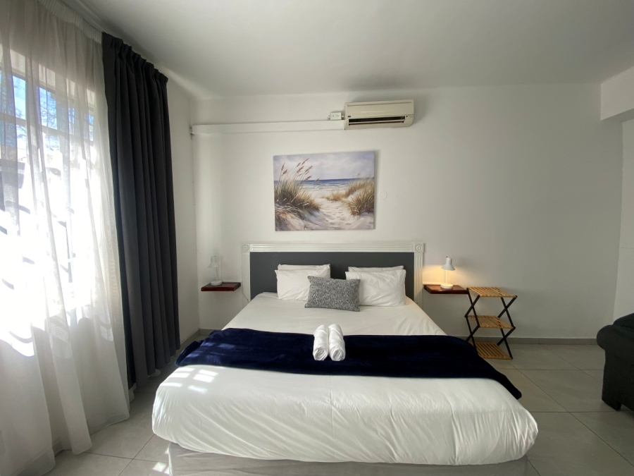 To Let 0 Bedroom Property for Rent in Rosebank Gauteng