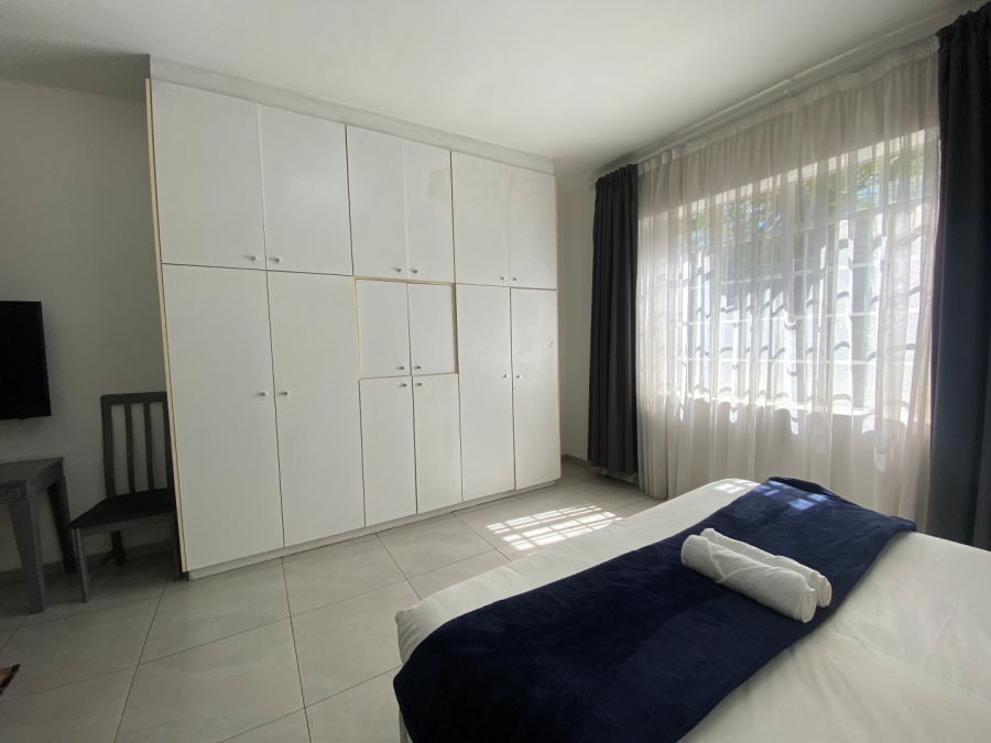 To Let 0 Bedroom Property for Rent in Rosebank Gauteng