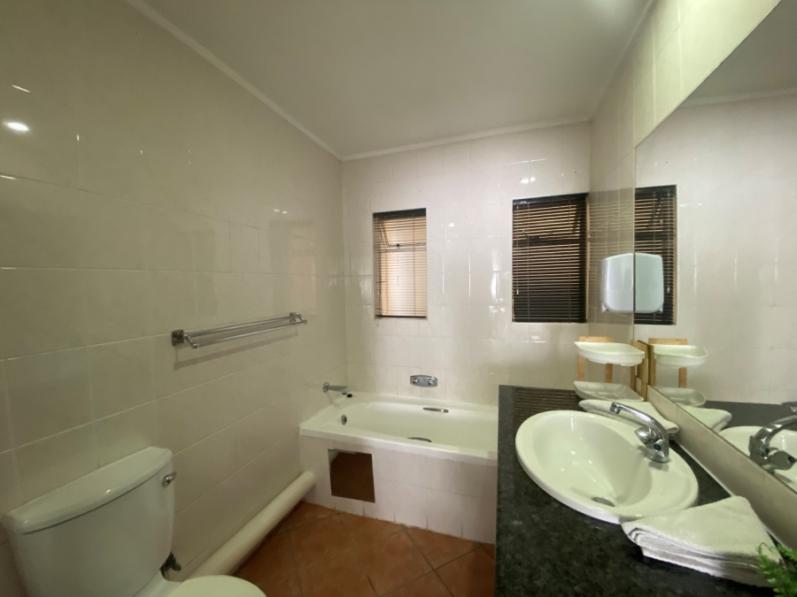 To Let 0 Bedroom Property for Rent in Rosebank Gauteng