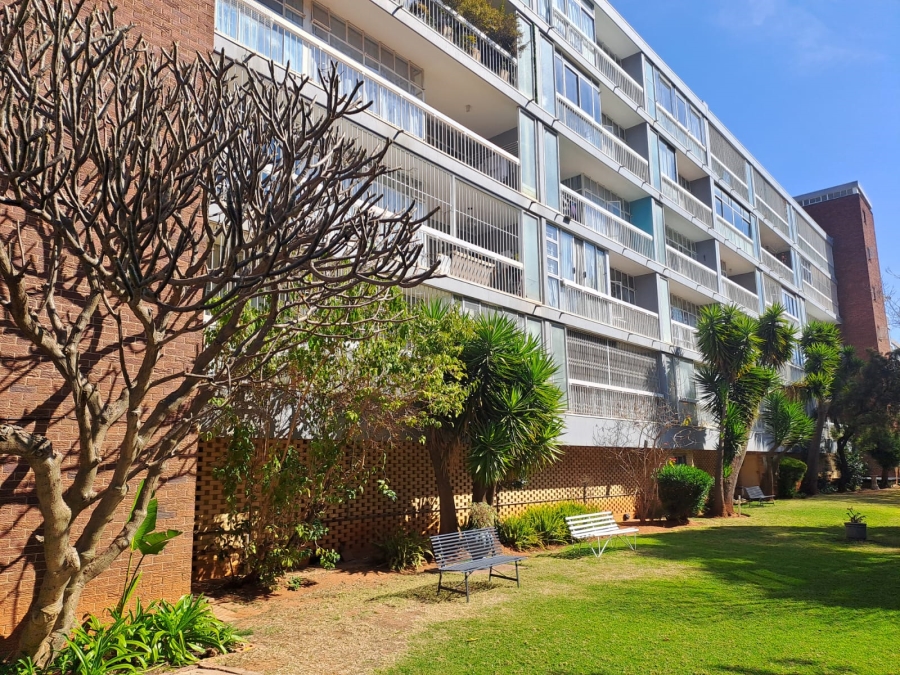 1 Bedroom Property for Sale in Killarney Gauteng