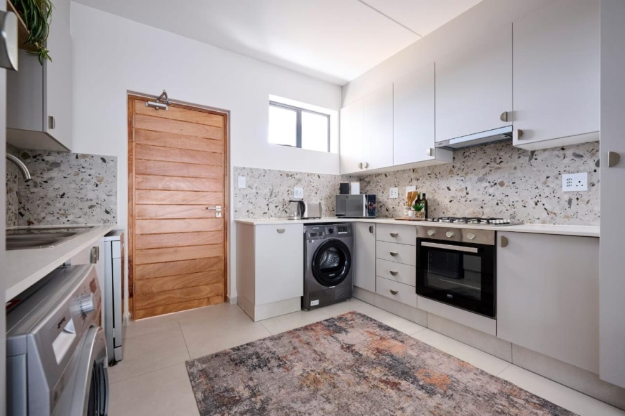 To Let 2 Bedroom Property for Rent in Sandton Central Gauteng