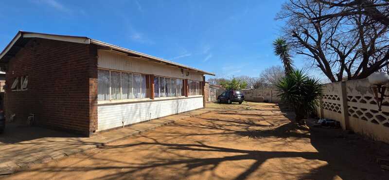 4 Bedroom Property for Sale in Vanderbijlpark CE 2 Gauteng