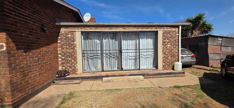 4 Bedroom Property for Sale in Vanderbijlpark CE 2 Gauteng