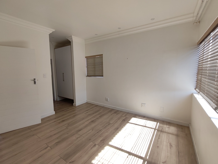 To Let 3 Bedroom Property for Rent in Faerie Glen Gauteng
