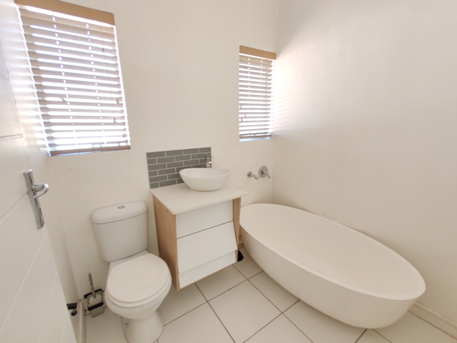 To Let 3 Bedroom Property for Rent in Faerie Glen Gauteng