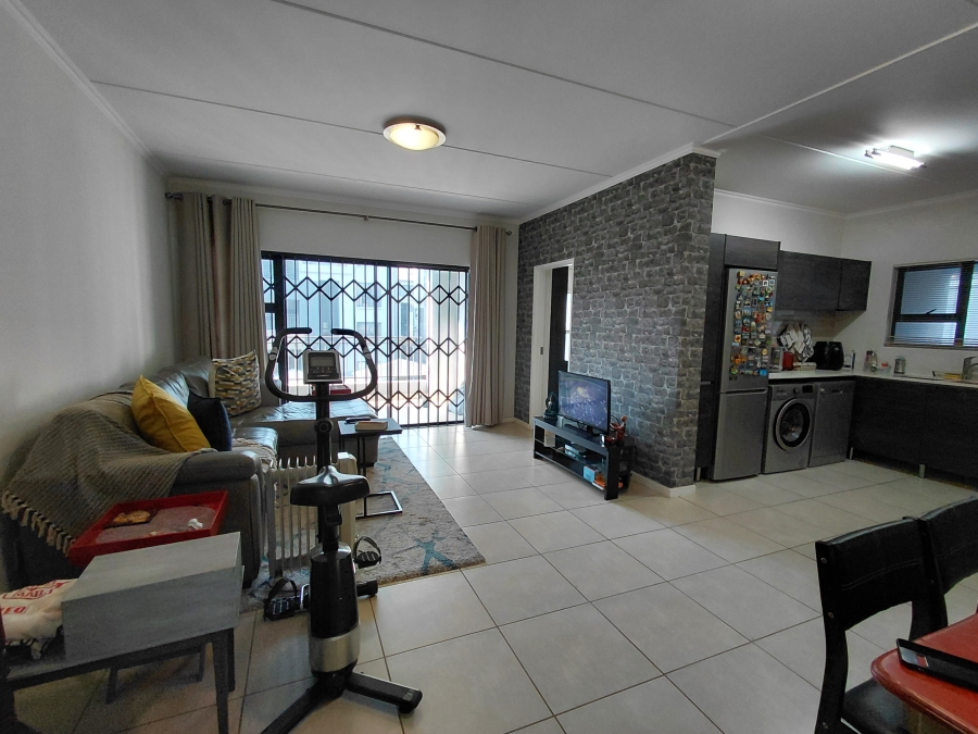 To Let 3 Bedroom Property for Rent in Modderfontein Gauteng