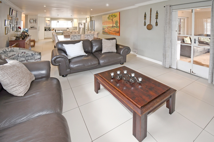 4 Bedroom Property for Sale in Jukskei Park Gauteng