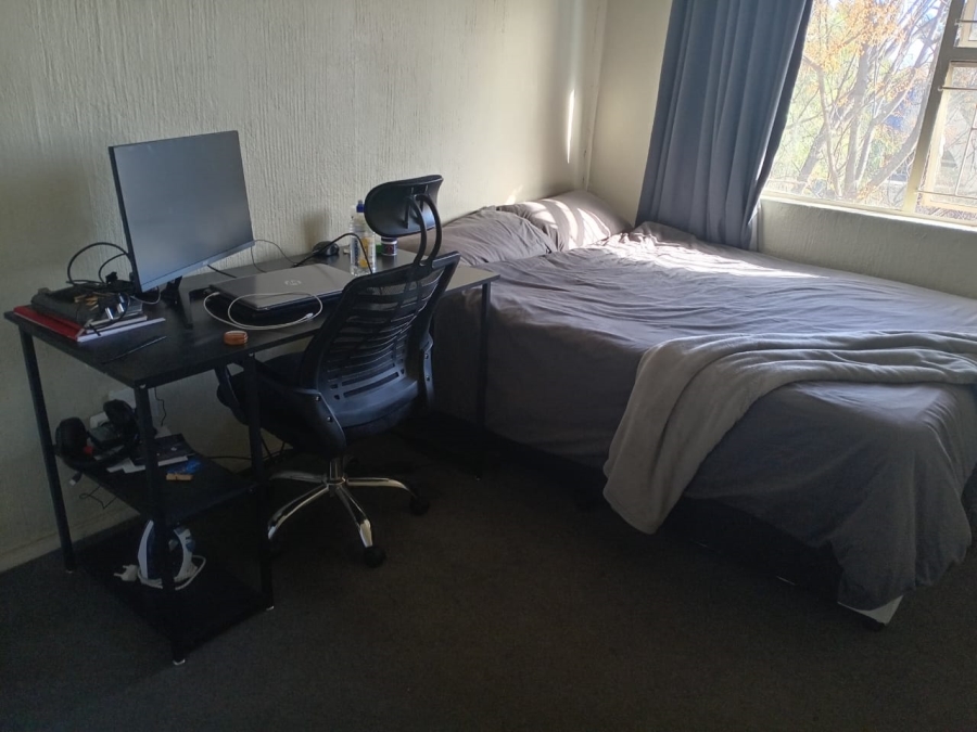 To Let 2 Bedroom Property for Rent in Halfway Gardens Gauteng