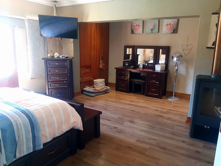 4 Bedroom Property for Sale in Eldoraigne Gauteng