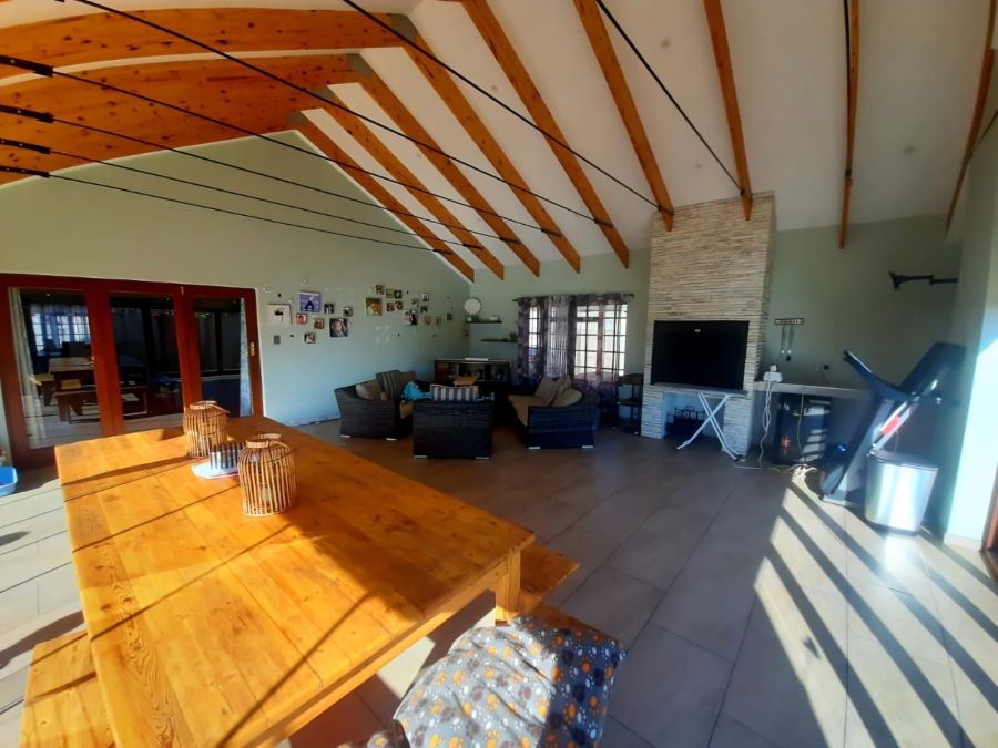 4 Bedroom Property for Sale in Eldoraigne Gauteng
