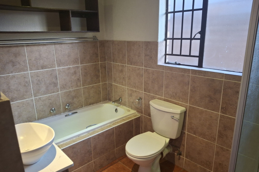 To Let 2 Bedroom Property for Rent in Equestria Gauteng