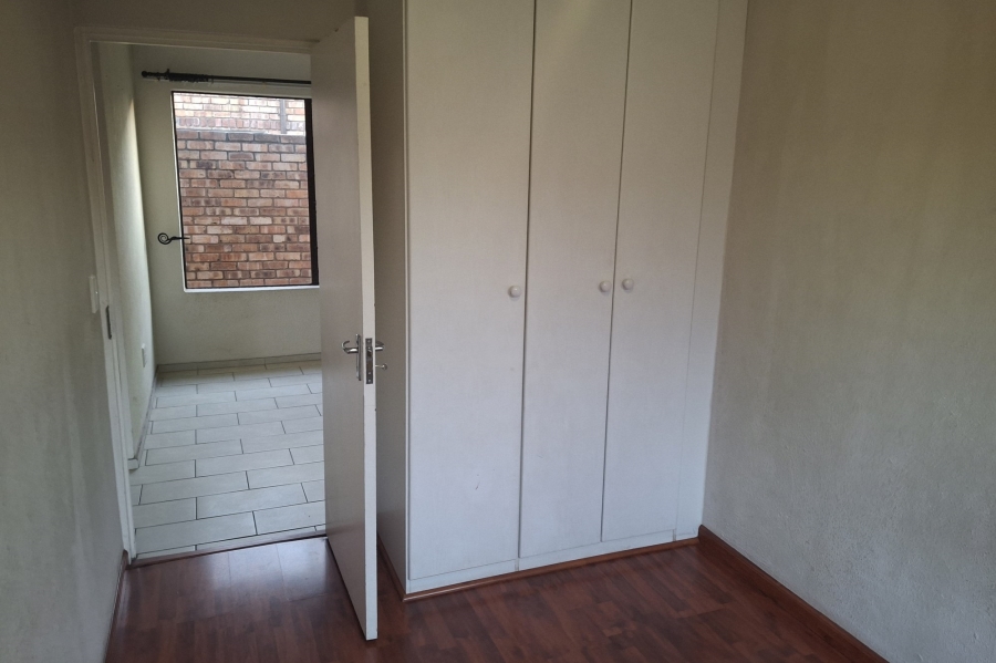 To Let 2 Bedroom Property for Rent in Equestria Gauteng