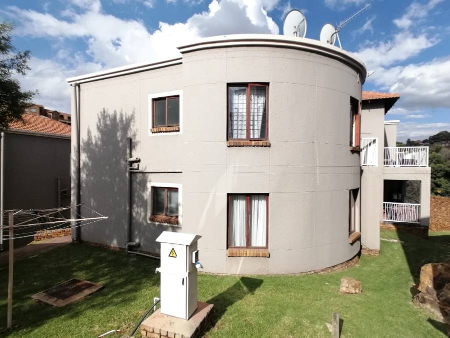 To Let 2 Bedroom Property for Rent in Winchester Hills Gauteng
