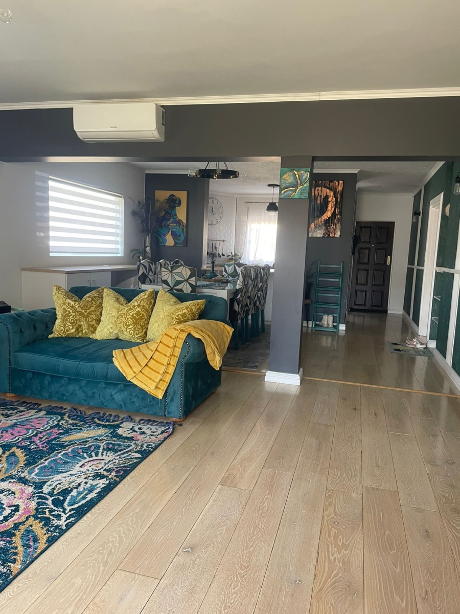 To Let 2 Bedroom Property for Rent in Halfway Gardens Gauteng
