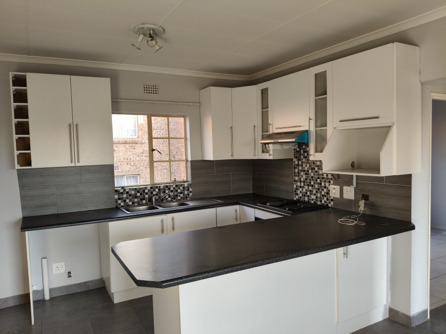 To Let 2 Bedroom Property for Rent in Terenure Gauteng